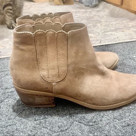 Call It Spring Tan 9 US Size Shoes Heels - Picture 3 of 4